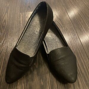 Black Flats from Dr Scholls -  size 8